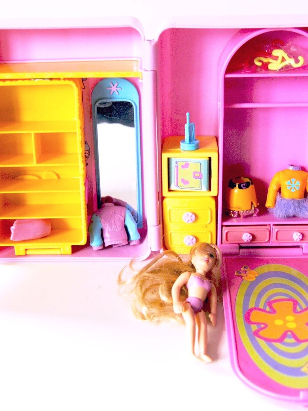 Vintage Fashion Polly Pocket "Super Stylin' Pink Bedroom Fashion Purse - Picture 4 of 8